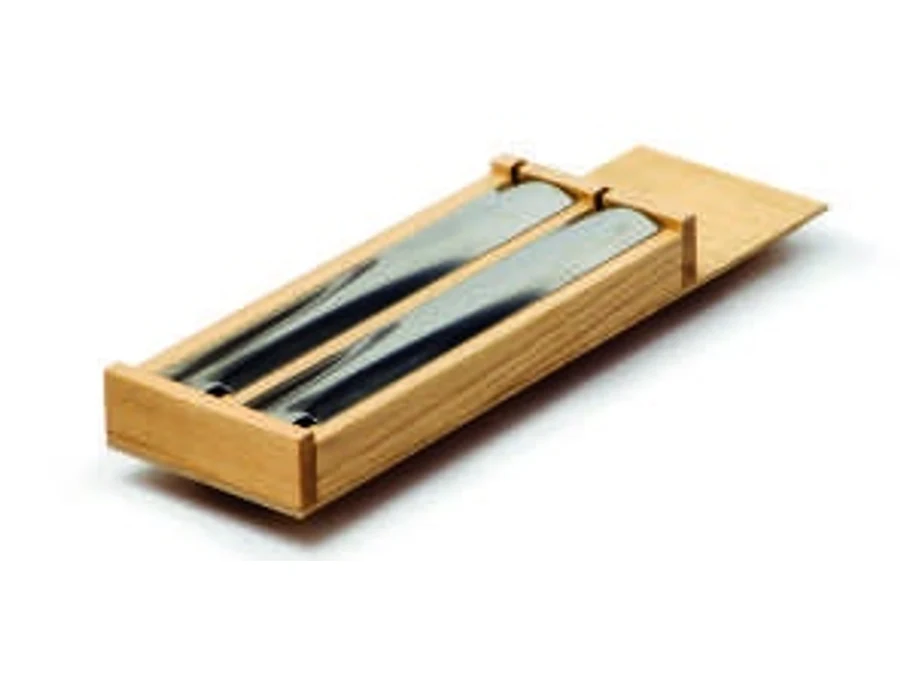 Range-couverts en bois · Evol. int. bicolor roble · Porte-rouleau, vue du produit