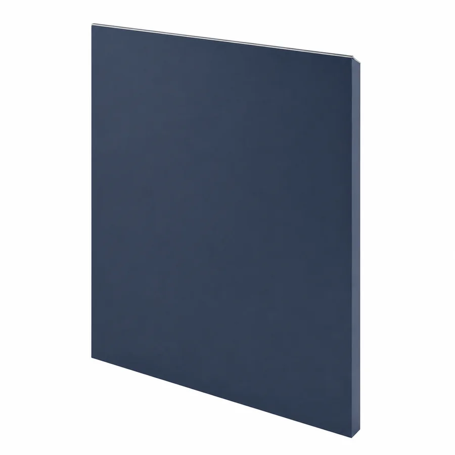 Façade bleu indigo avec profil Tenerife argent mat biseauté sur toute la largeur